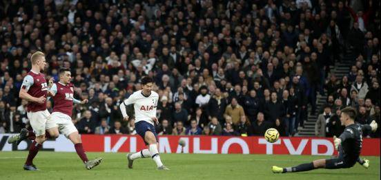  英超，热刺孙兴慜当选月度最佳进球  